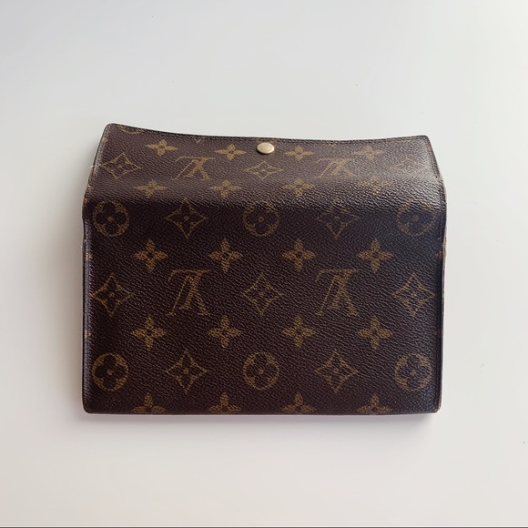 Louis Vuitton Vintage Long Wallet - Picture 8 of 16